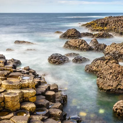giants_causeway_shutterstock_320675819.jpg