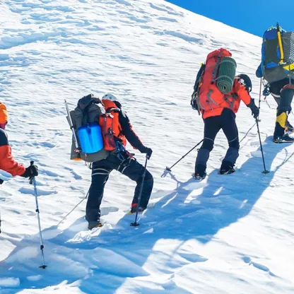skiers.jpg